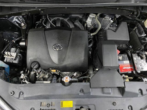 Used 2019 Toyota Highlander XLE image 32