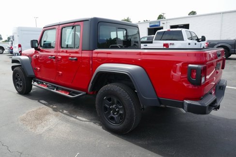 Used 2024 Jeep Gladiator Sport image 6