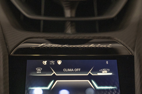 Used 2024 Lamborghini Revuelto image 45