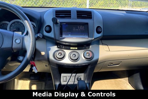 Used 2012 Toyota RAV4 4WD image 5