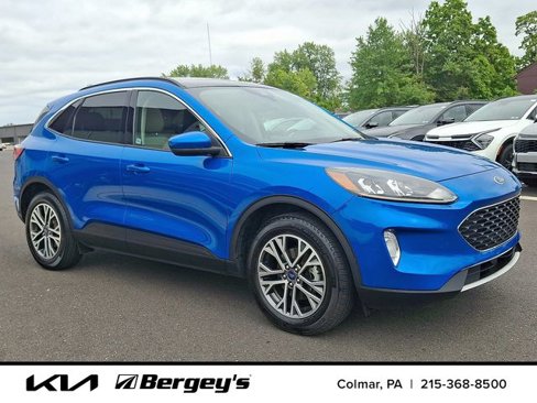 Used 2020 Ford Escape SEL image 3