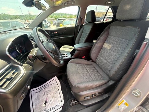 Used 2022 Chevrolet Equinox LT image 48
