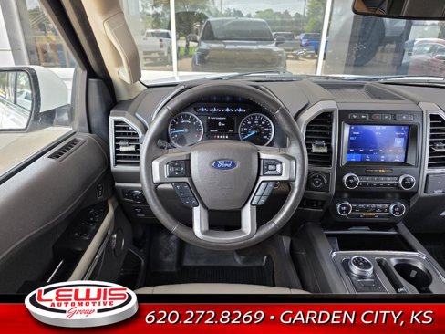 Used 2021 Ford Expedition Max XLT image 11