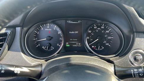 Used 2017 Nissan Rogue SV w/ SV Family Package image 36