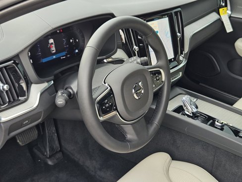 New 2025 Volvo V60 B5 Cross Country Ultra w/ Protection Package Premier image 24