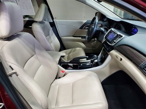 Used 2017 Honda Accord EX-L image 14