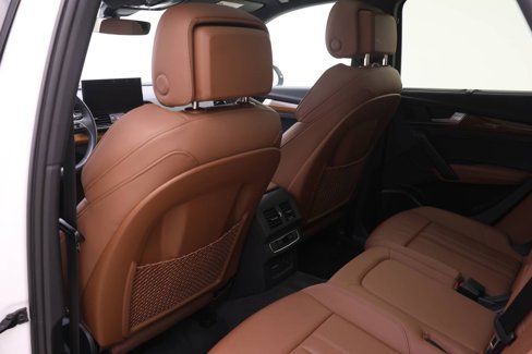 Used 2023 Audi Q5 2.0T Premium Plus w/ Premium Plus Package image 16