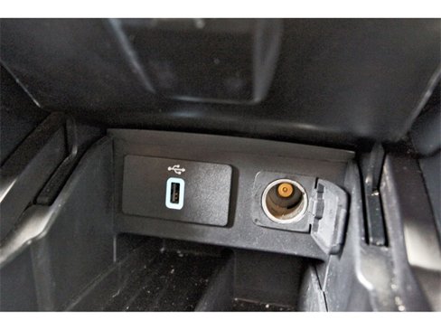Used 2018 Ford Explorer XLT w/ Equipment Group 202A image 27