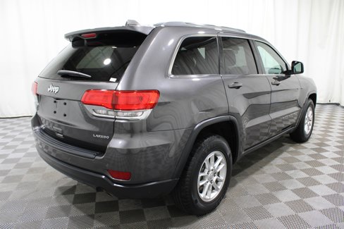 Used 2019 Jeep Grand Cherokee Laredo image 33