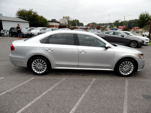 Used 2016 Volkswagen Passat 1.8T SE image 6