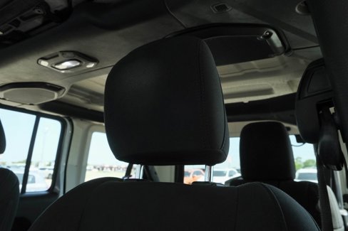 Used 2018 Jeep Wrangler Unlimited Sport S image 12