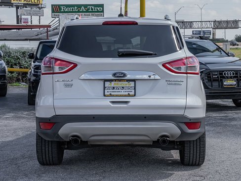 Used 2016 Ford Escape Titanium image 6