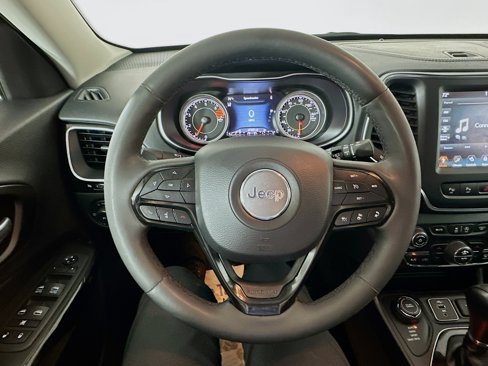 Used 2023 Jeep Cherokee Altitude Lux image 11