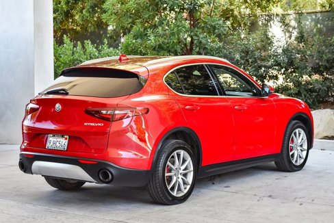 Used 2018 Alfa Romeo Stelvio Ti image 6