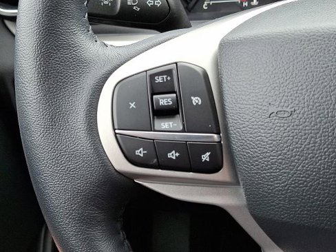 Certified 2023 Ford Explorer XLT w/ Equipment Group 202A image 21