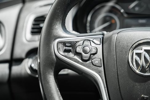 Used 2016 Buick Regal AWD image 28
