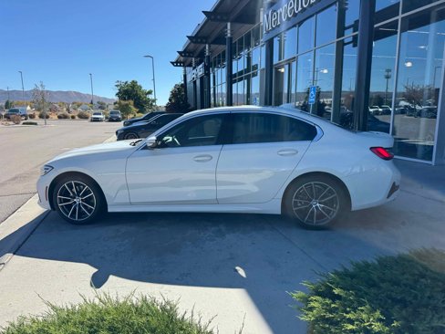 Used 2020 BMW 330i Sedan w/ Convenience Package image 3