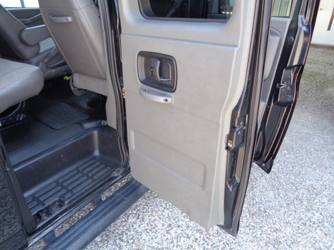 Used 2024 Chevrolet Express 3500 LT w/ LT Preferred Equipment Group image 71