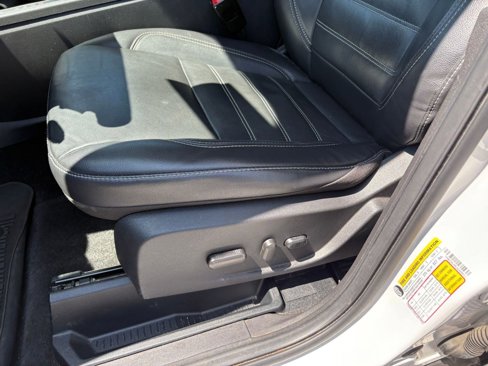 Used 2018 Ford Escape Titanium w/ Ford Safe & Smart Package image 14