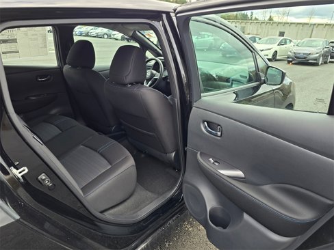 New 2025 Nissan Leaf S image 24