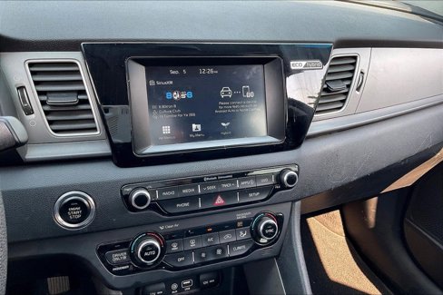 Used 2018 Kia Niro LX image 14