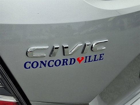 Used 2018 Honda Civic EX image 32