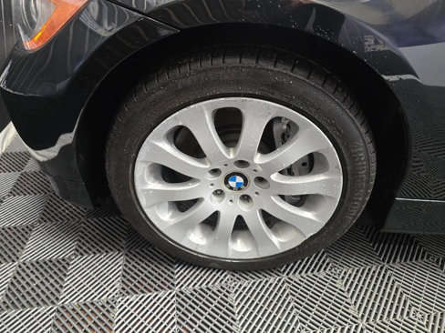 Used 2007 BMW 335xi Sedan image 30