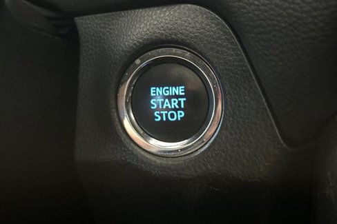Certified 2022 Toyota RAV4 XLE image 32