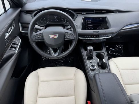 Used 2019 Cadillac XT4 Sport image 14