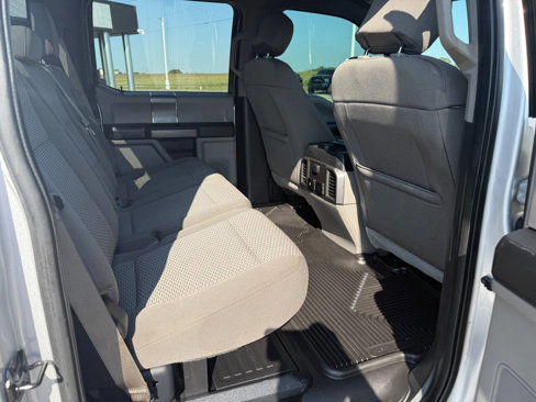 Used 2017 Ford F250 XLT w/ XLT Premium Package image 34