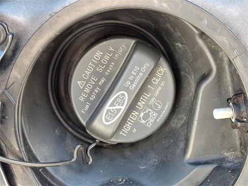 Used 2013 Toyota Corolla L image 27