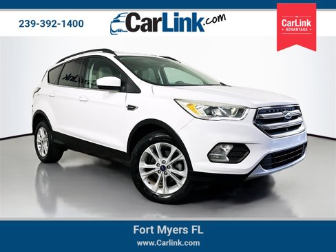 Used 2017 Ford Escape SE w/ Equipment Group 201A image 1