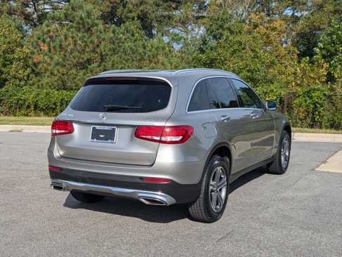 Used 2019 Mercedes-Benz GLC 300 4MATIC image 5