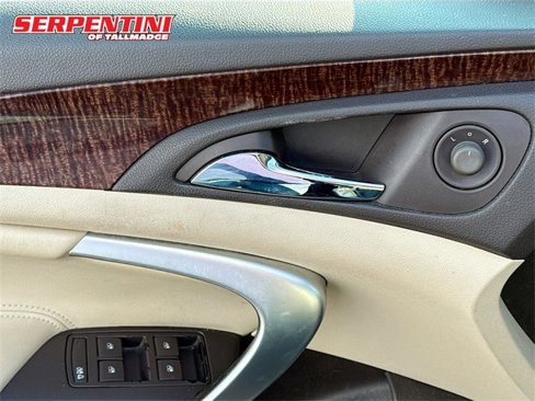Used 2012 Buick Regal Leather image 16