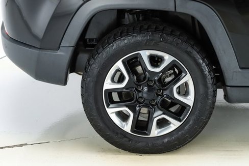 Used 2017 Jeep Compass Trailhawk w/ Leather Interior Group image 16