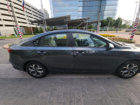 Used 2021 Kia Forte LXS image 4