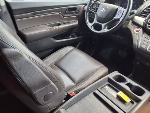 Certified 2018 Honda Odyssey EX-L image 16