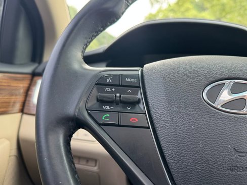 Used 2017 Hyundai Sonata Limited w/ Ultimate Package 04 image 19