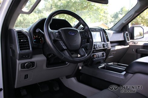 Used 2017 Ford F150 XLT w/ Equipment Group 302A Luxury image 8