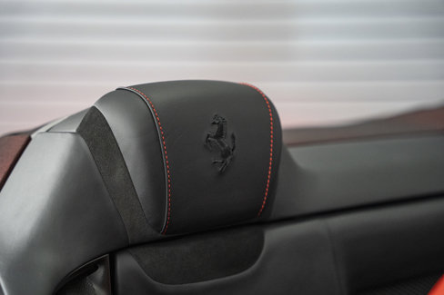 Used 2024 Ferrari Roma Spider image 27