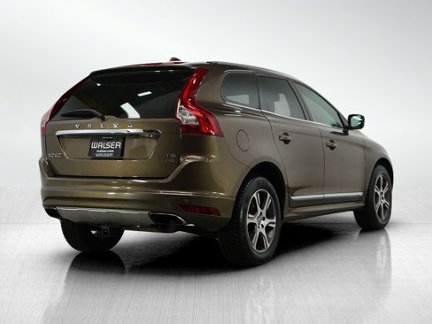 Used 2015 Volvo XC60 T6 Platinum image 5