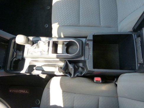 Used 2021 Toyota Tacoma SR image 34