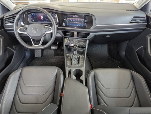 Certified 2024 Volkswagen Jetta SEL image 15