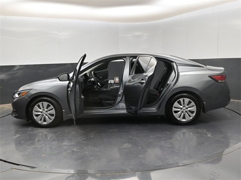 Used 2022 Nissan Sentra S image 34