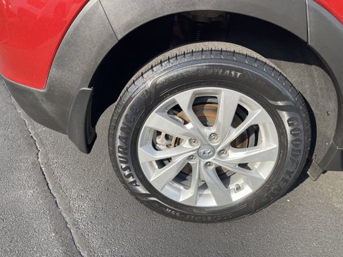 Used 2019 Hyundai Tucson SE image 15