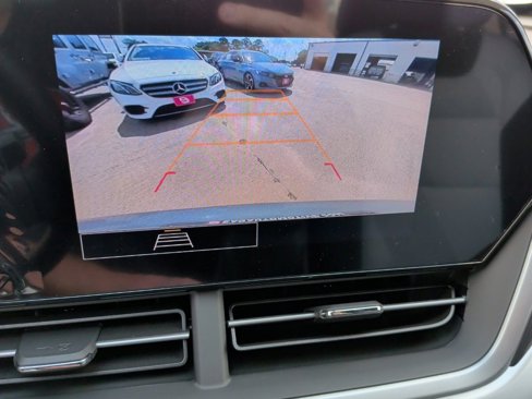 New 2025 Chevrolet Trax RS w/ Sunroof Package image 23