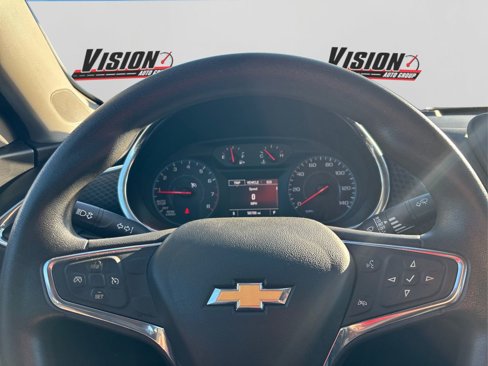 Used 2017 Chevrolet Malibu LT image 23