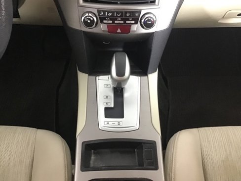 Used 2013 Subaru Outback 2.5i image 12