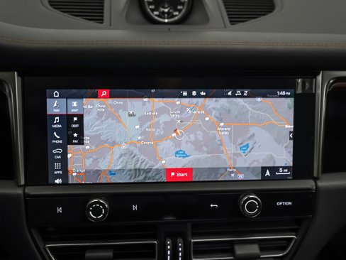 Certified 2023 Porsche Macan image 22