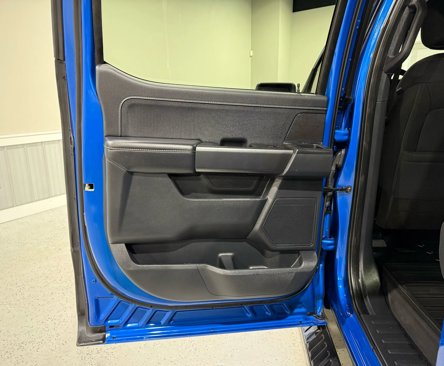 Used 2021 Ford F150 XLT w/ Equipment Group 302A High image 16
